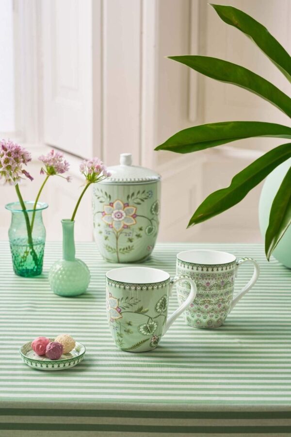 Pip Studio Lily en Lotus licht groen set 2 xl mokken 450ml - Afbeelding 2